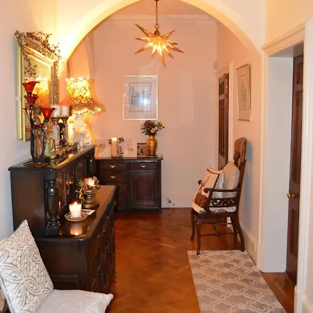 Old Rectory B&B 브레이